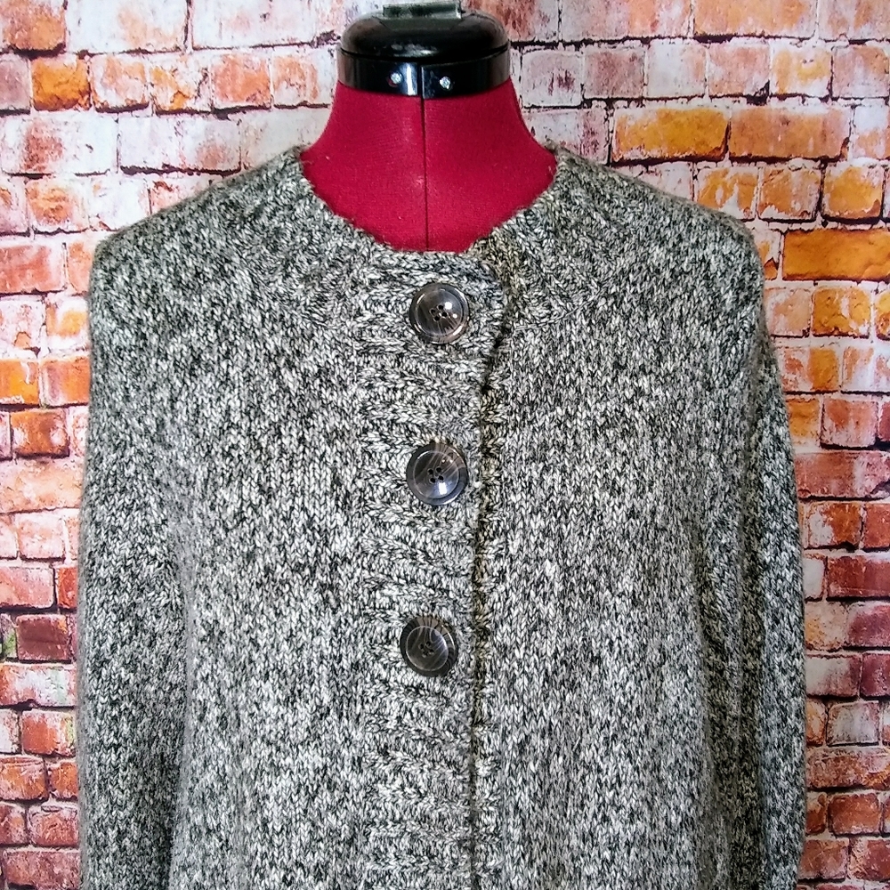 Croft & Barrow Small Chunky Knit Button Cardigan